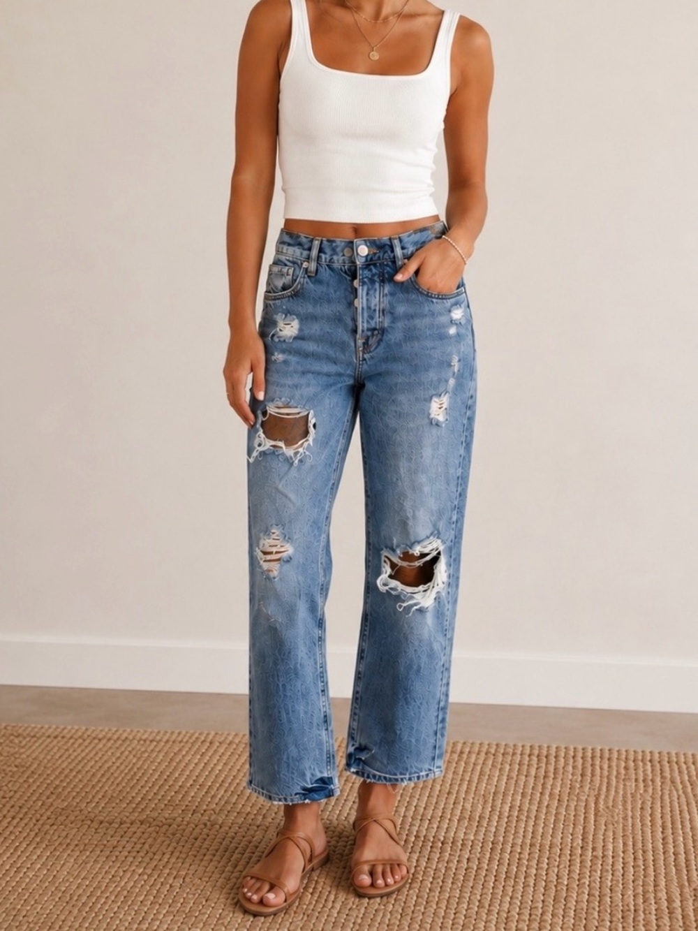 We The Free Distressed Blue Boyfriend Jeans Size 25